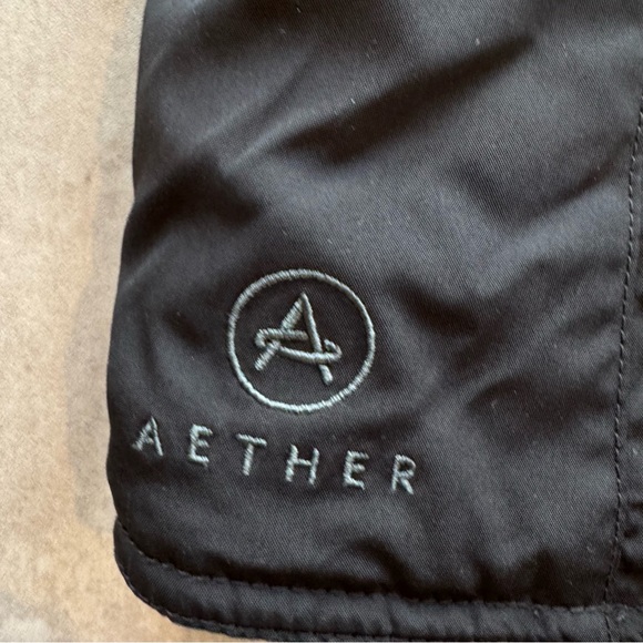 Aether Insulated Quilted Vega Vest Black Zip Closure, Pockets, Size XS / 1 - Picture 6 of 13